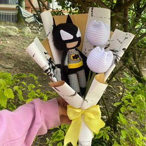 ramo 2 tulipanes y batman